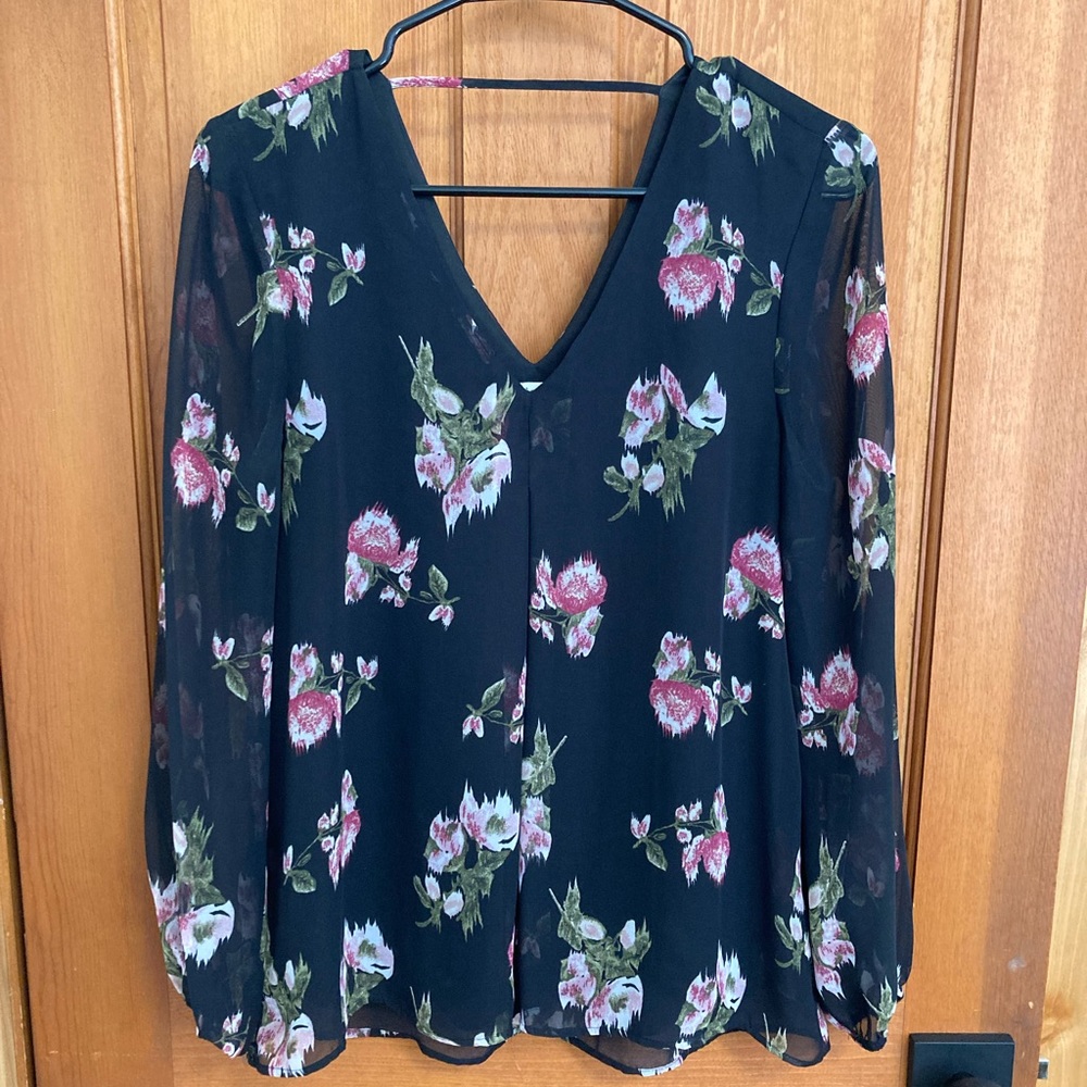 Black floral top